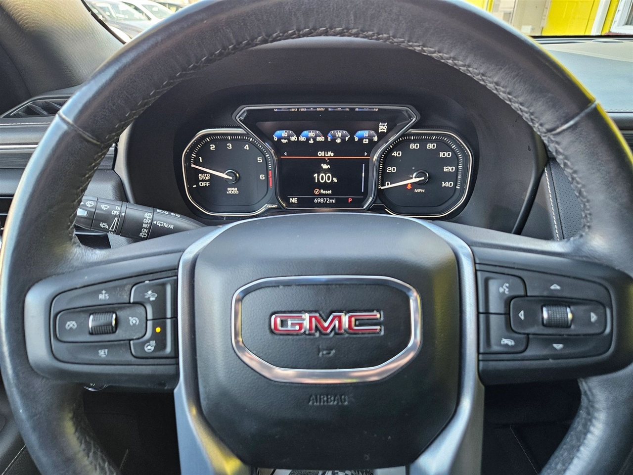 GMC Yukon 4WD 4dr SLT 2021