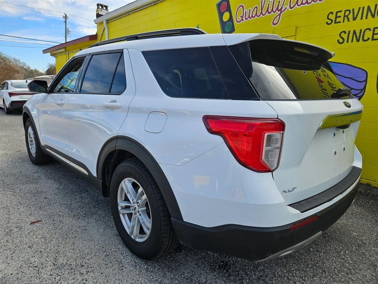 Ford Explorer XLT RWD 2023