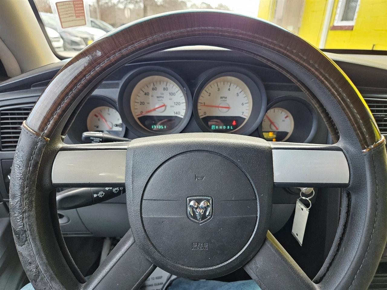 Dodge Charger 4dr Sdn Fleet RWD 2006