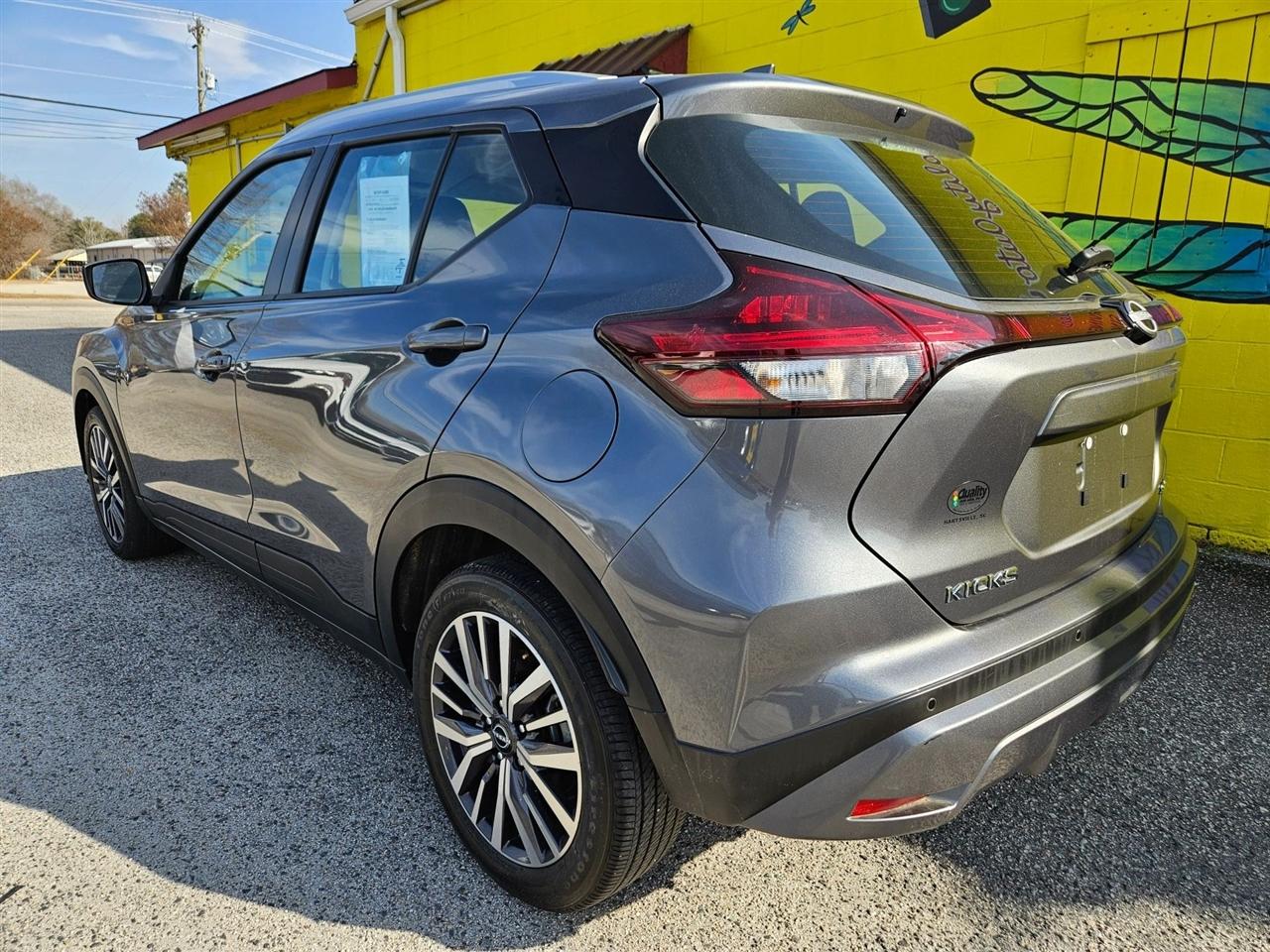 Nissan Kicks SV FWD 2023