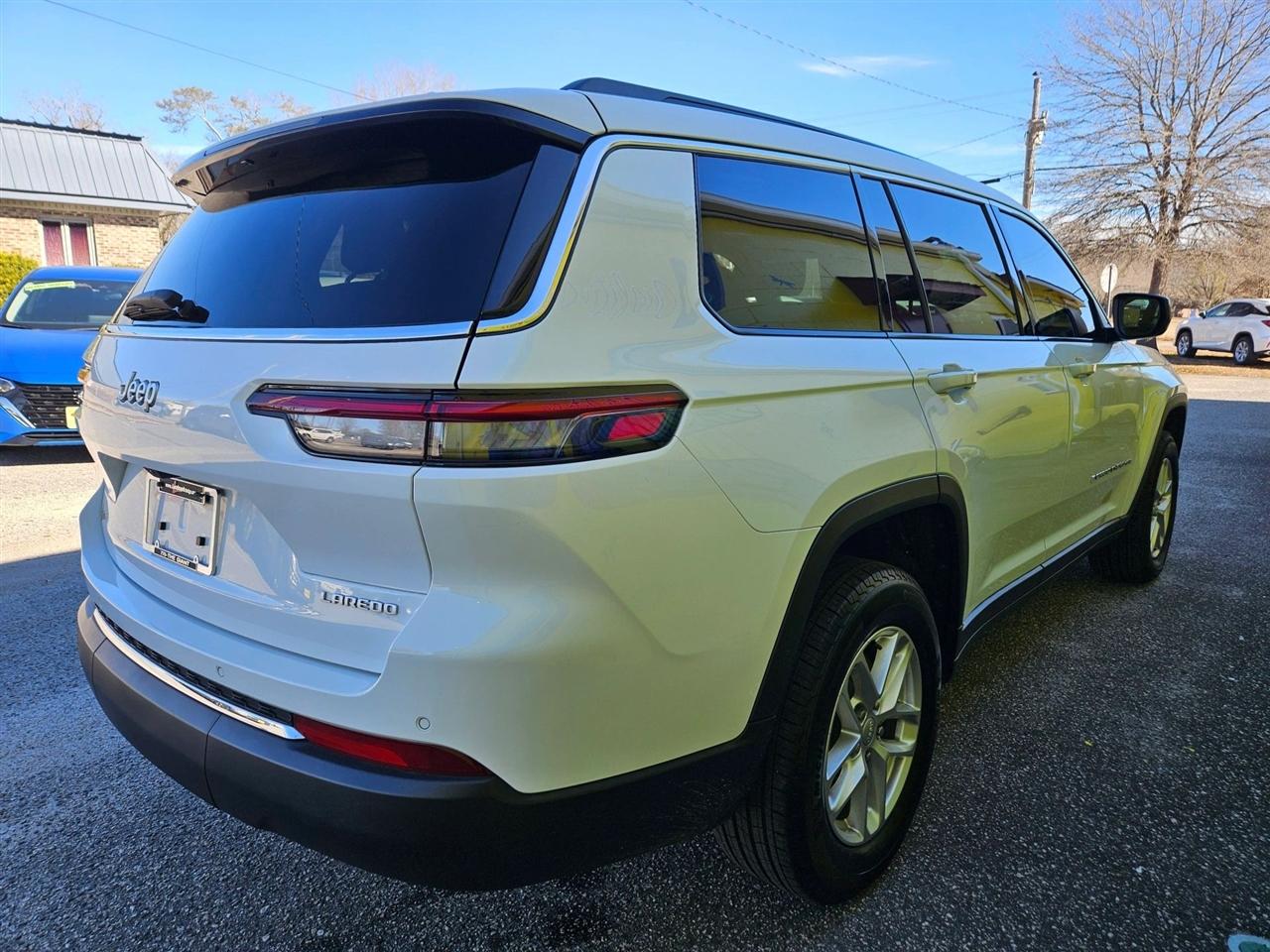 Jeep Grand Cherokee L Laredo X 4x2 2025