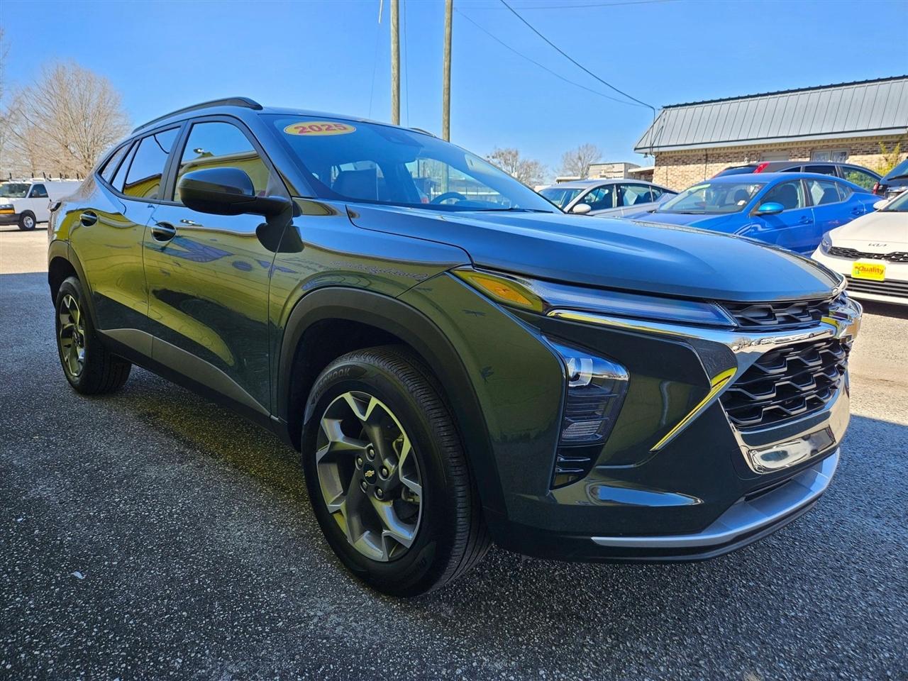 Chevrolet Trax FWD 4dr LT 2025