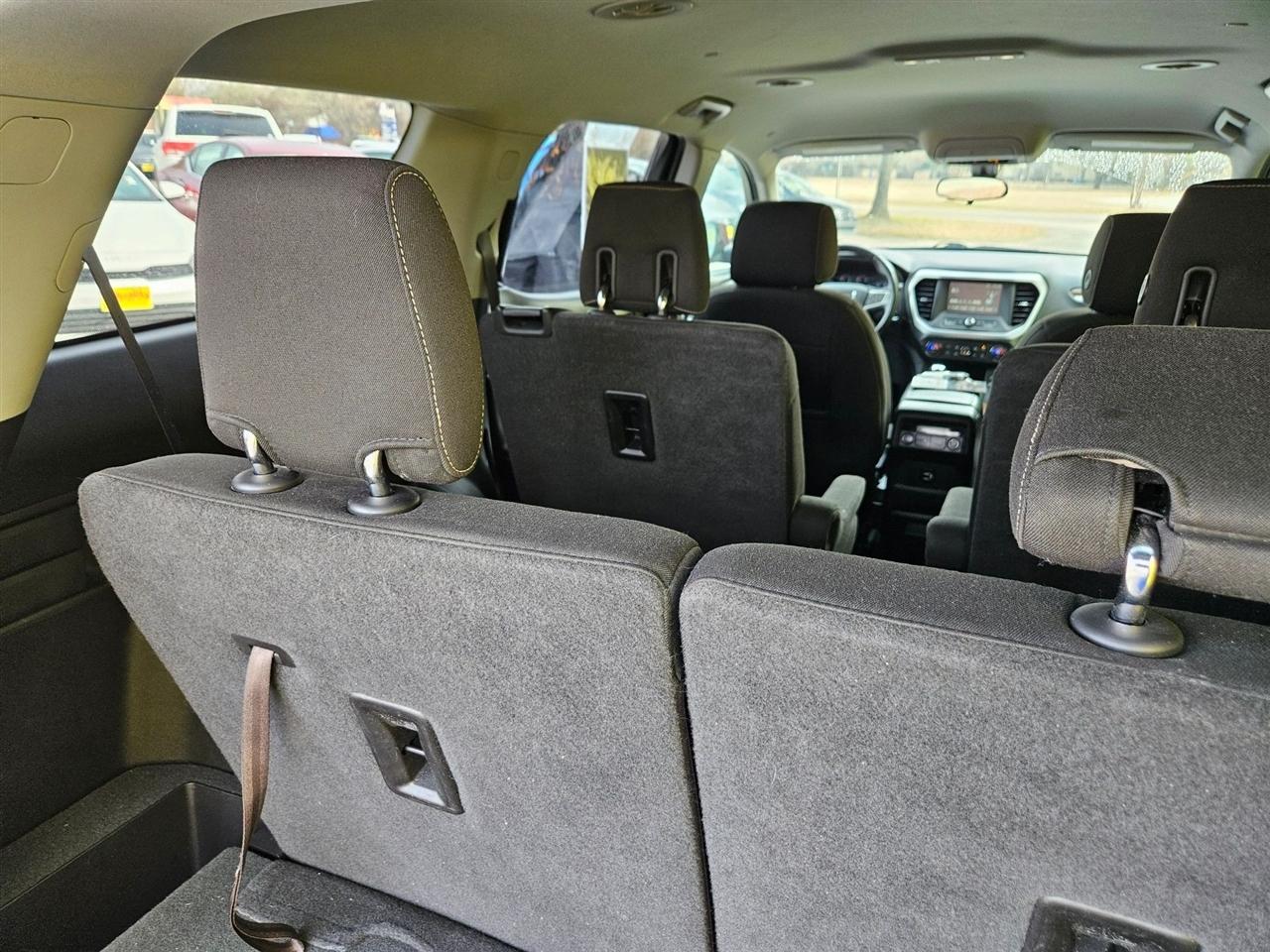 GMC Acadia FWD 4dr SLE w/SLE-2 2018