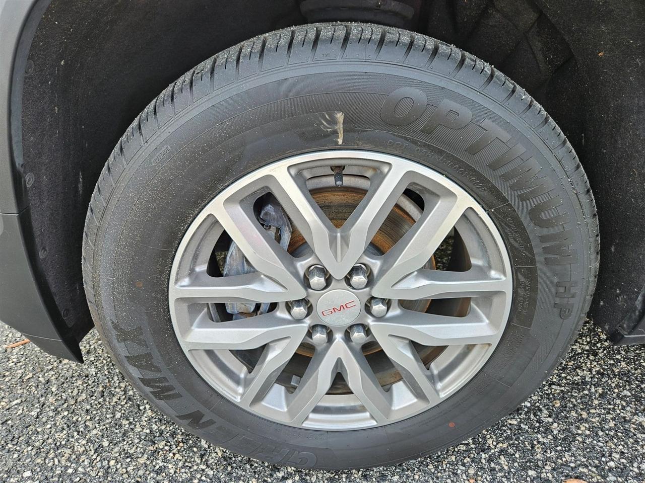 GMC Acadia FWD 4dr SLE w/SLE-2 2018