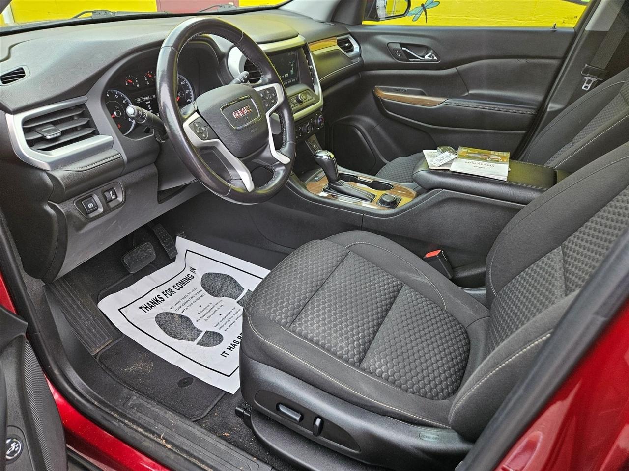 GMC Acadia FWD 4dr SLE w/SLE-2 2018