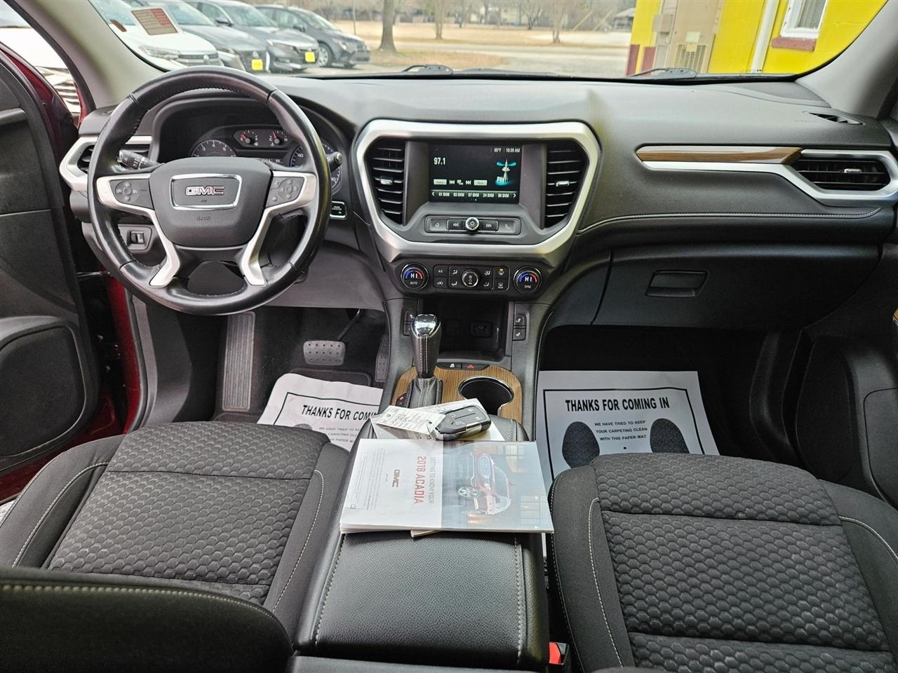 GMC Acadia FWD 4dr SLE w/SLE-2 2018