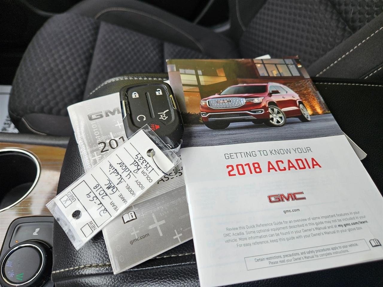 GMC Acadia FWD 4dr SLE w/SLE-2 2018