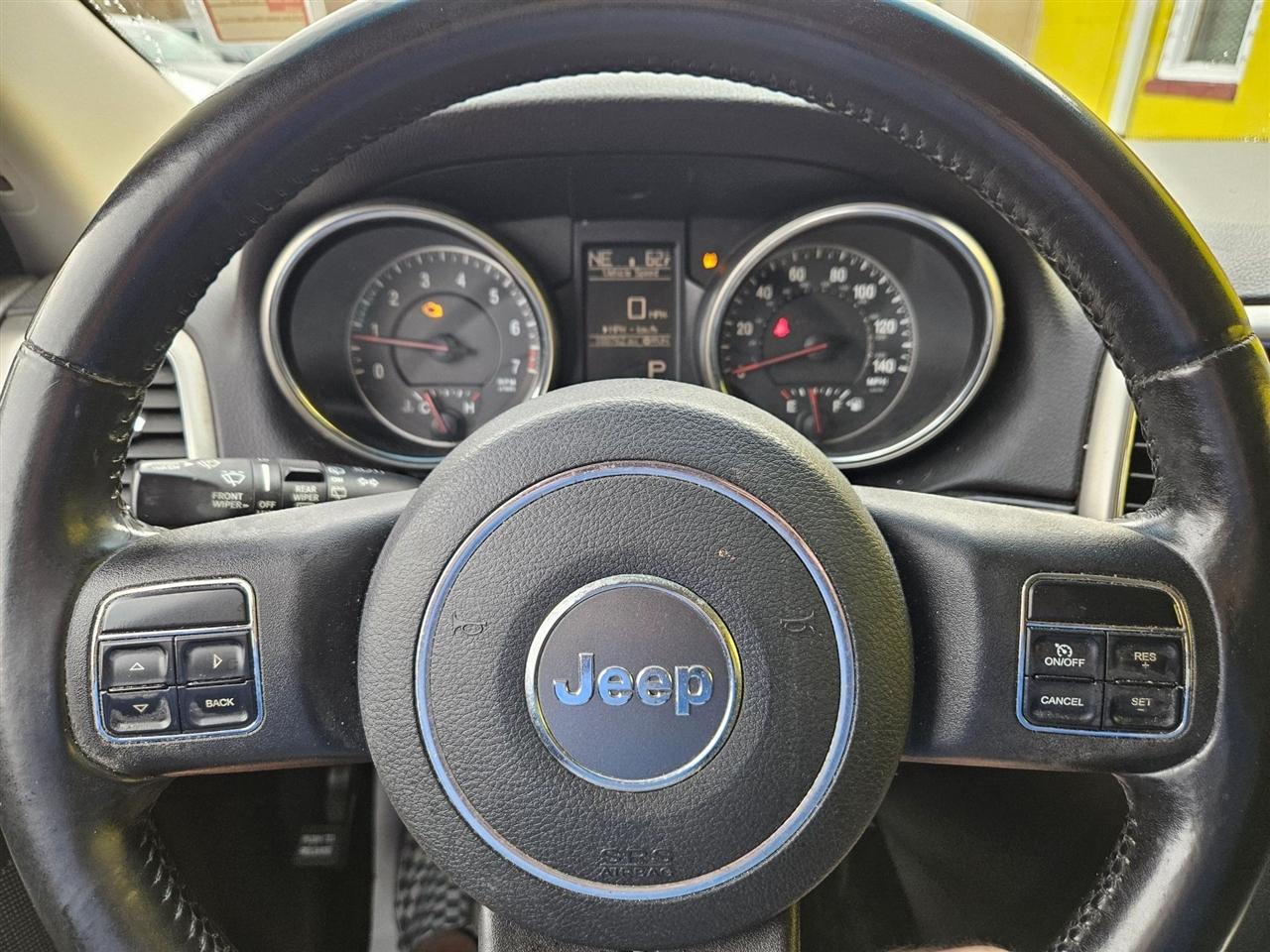 Jeep Grand Cherokee RWD 4dr Laredo 2011