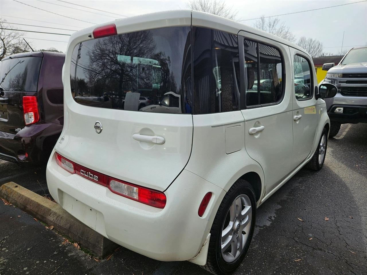 Nissan Cube 5dr Wgn I4 CVT 1.8 SL 2009