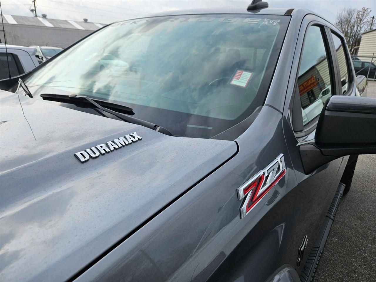 Chevrolet Silverado 1500 4WD Crew Cab 147" RST 2021