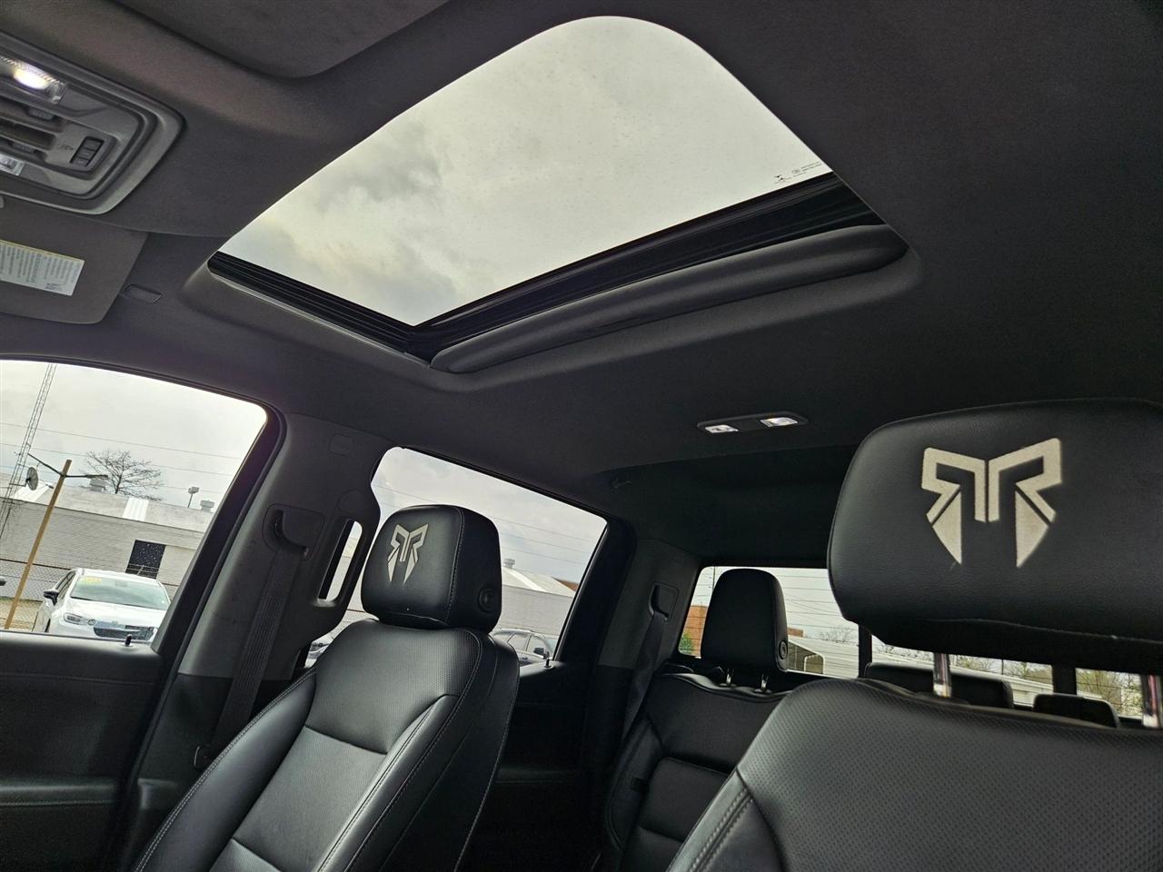 Chevrolet Silverado 1500 4WD Crew Cab 147" RST 2021