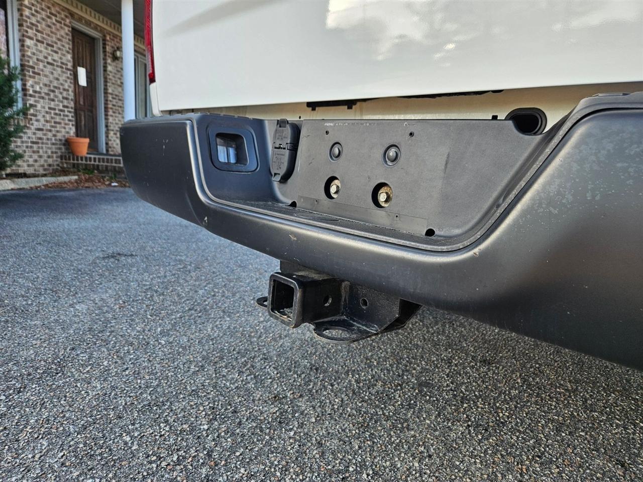 RAM 1500 Classic Tradesman 4x4 Quad Cab 6'4" Box 2022