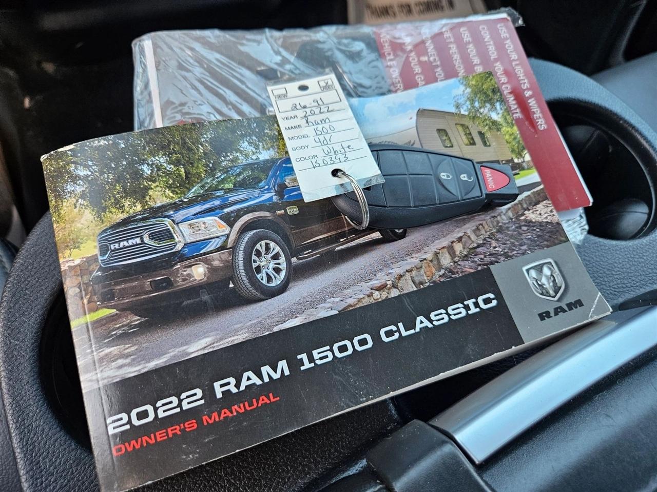 RAM 1500 Classic Tradesman 4x4 Quad Cab 6'4" Box 2022