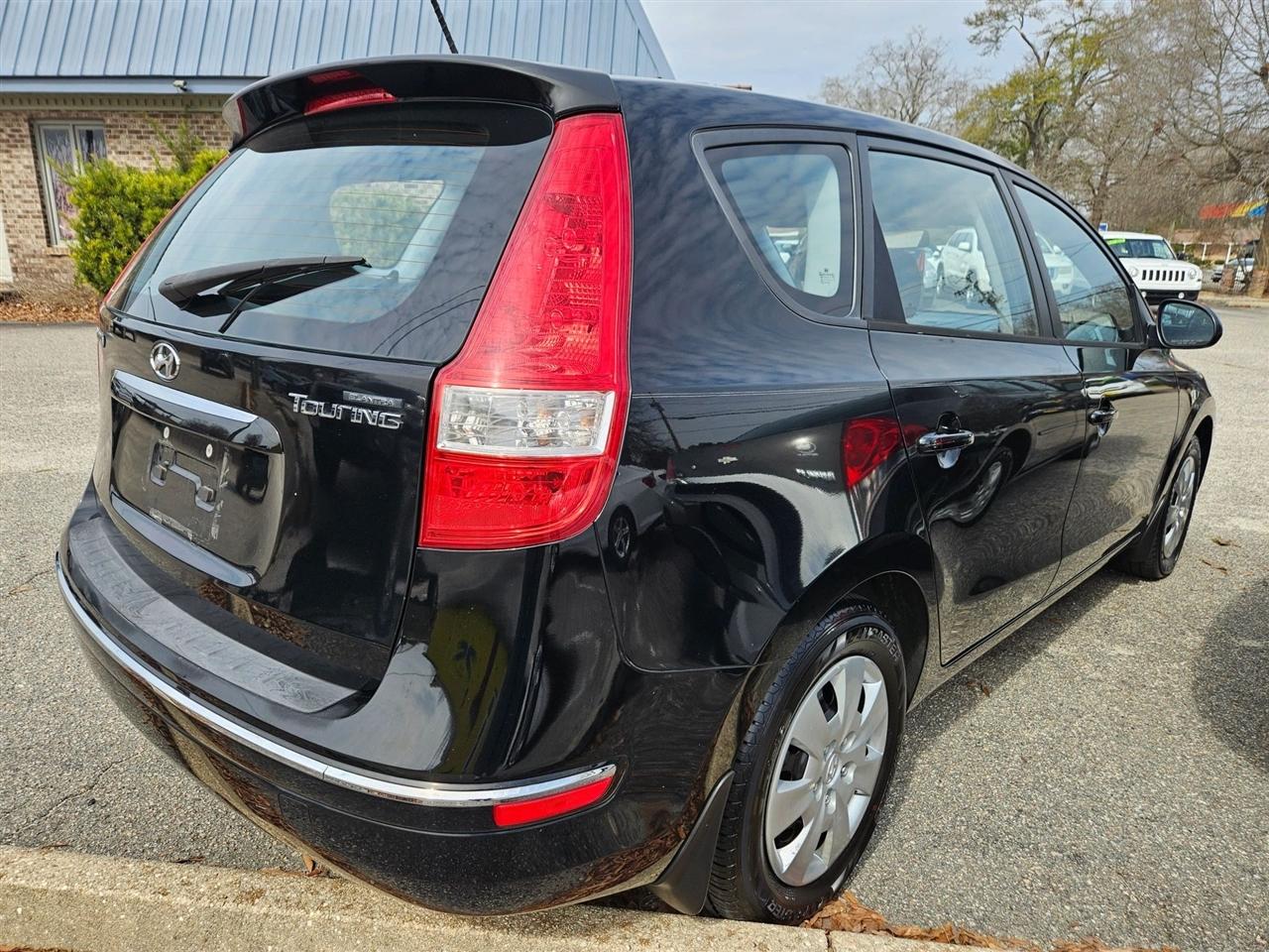 Hyundai Elantra Touring 4dr Wgn Auto GLS 2012