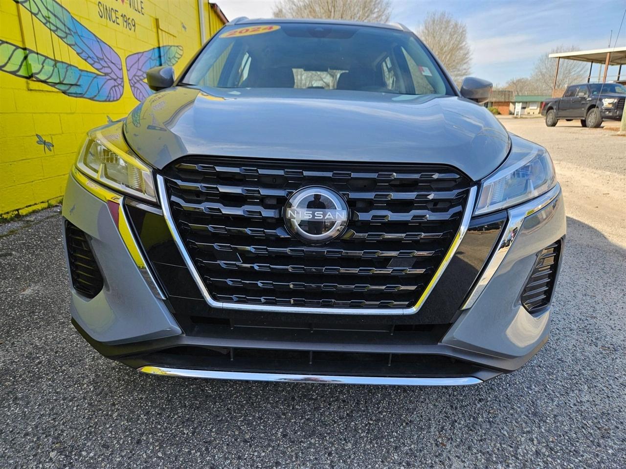 Nissan Kicks SV FWD 2024