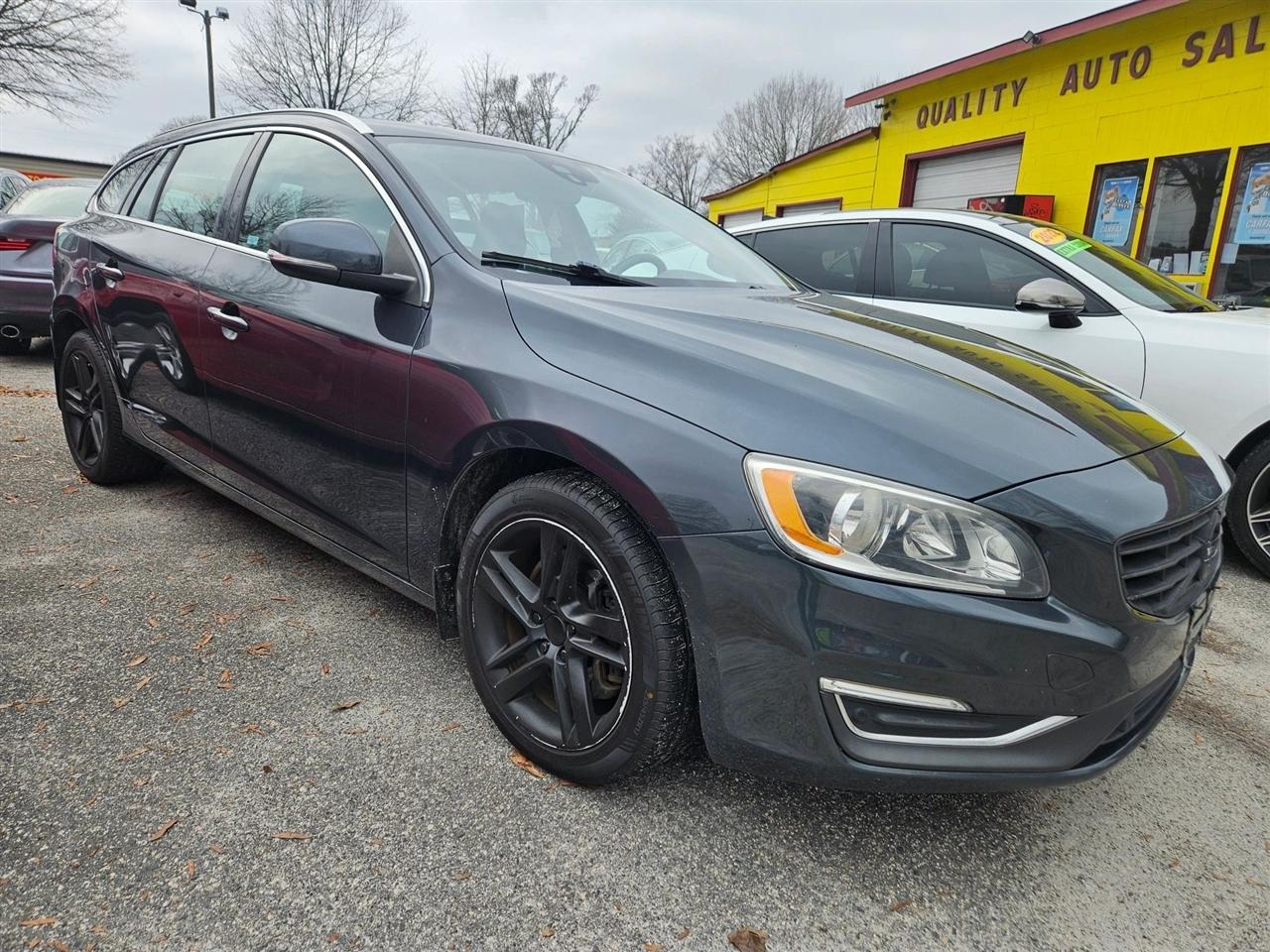 Volvo V60 2015.5 4dr Wgn T5 Premier AWD 2015