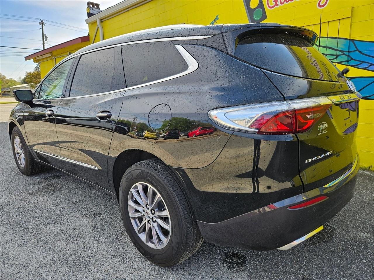 Buick Enclave FWD 4dr Premium 2024