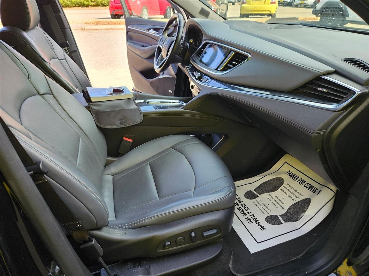 Buick Enclave FWD 4dr Premium 2024