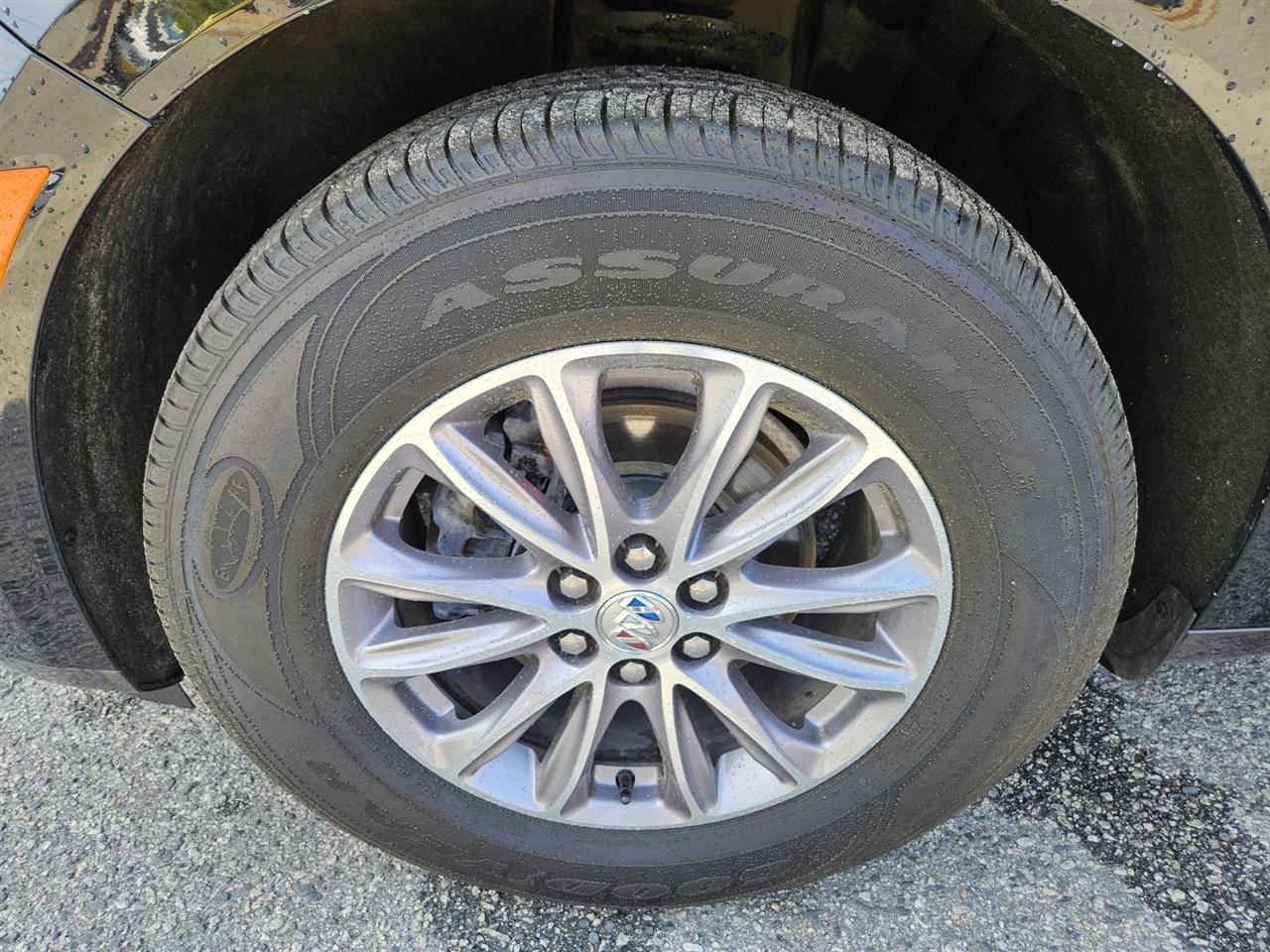 Buick Enclave FWD 4dr Premium 2024