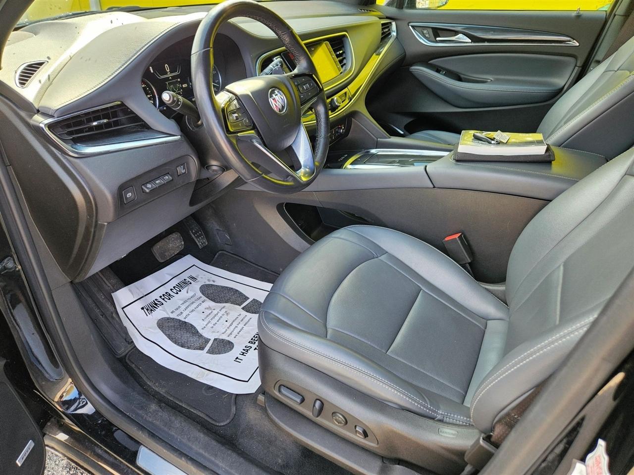 Buick Enclave FWD 4dr Premium 2024