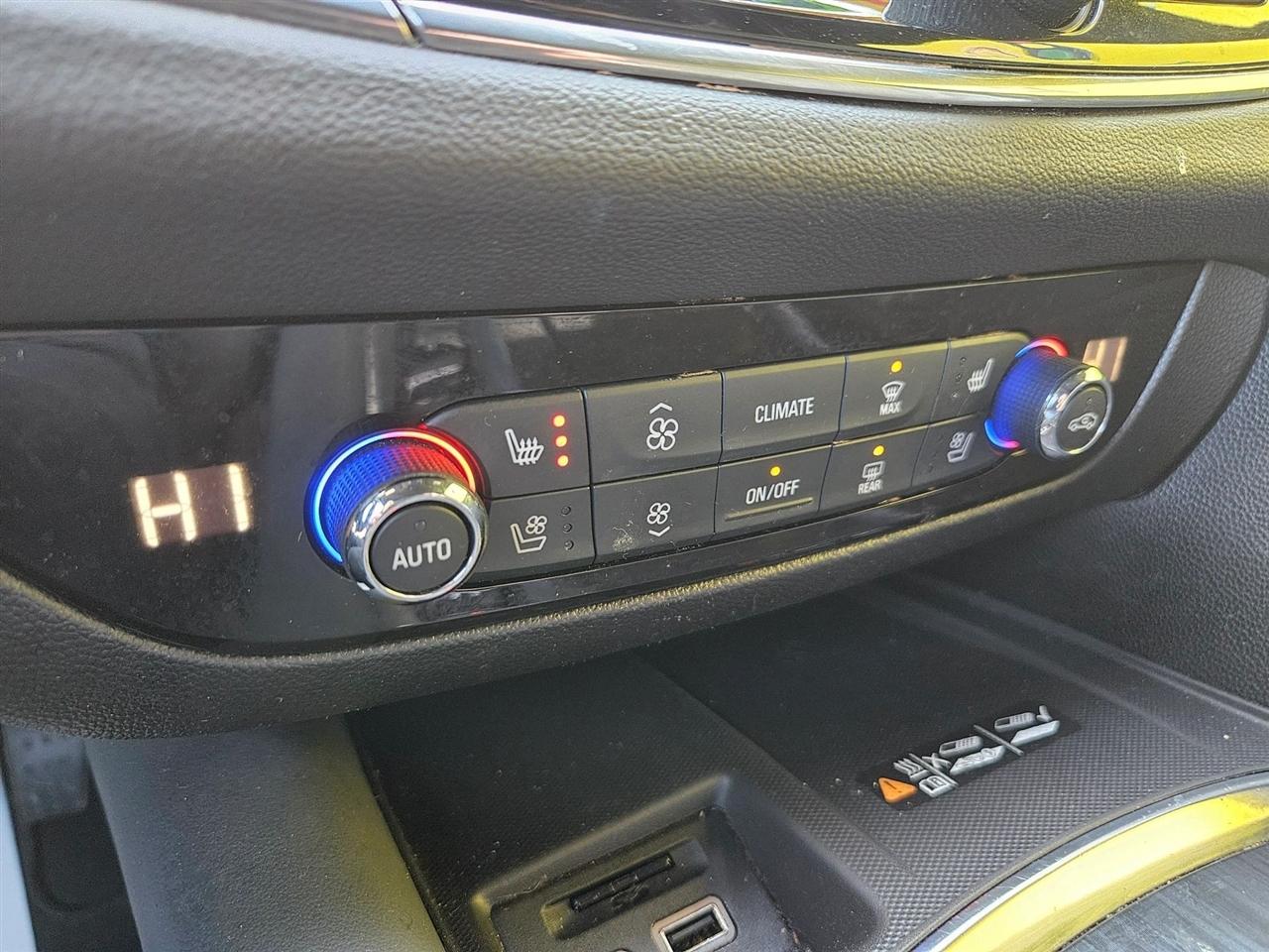 Buick Enclave FWD 4dr Premium 2024