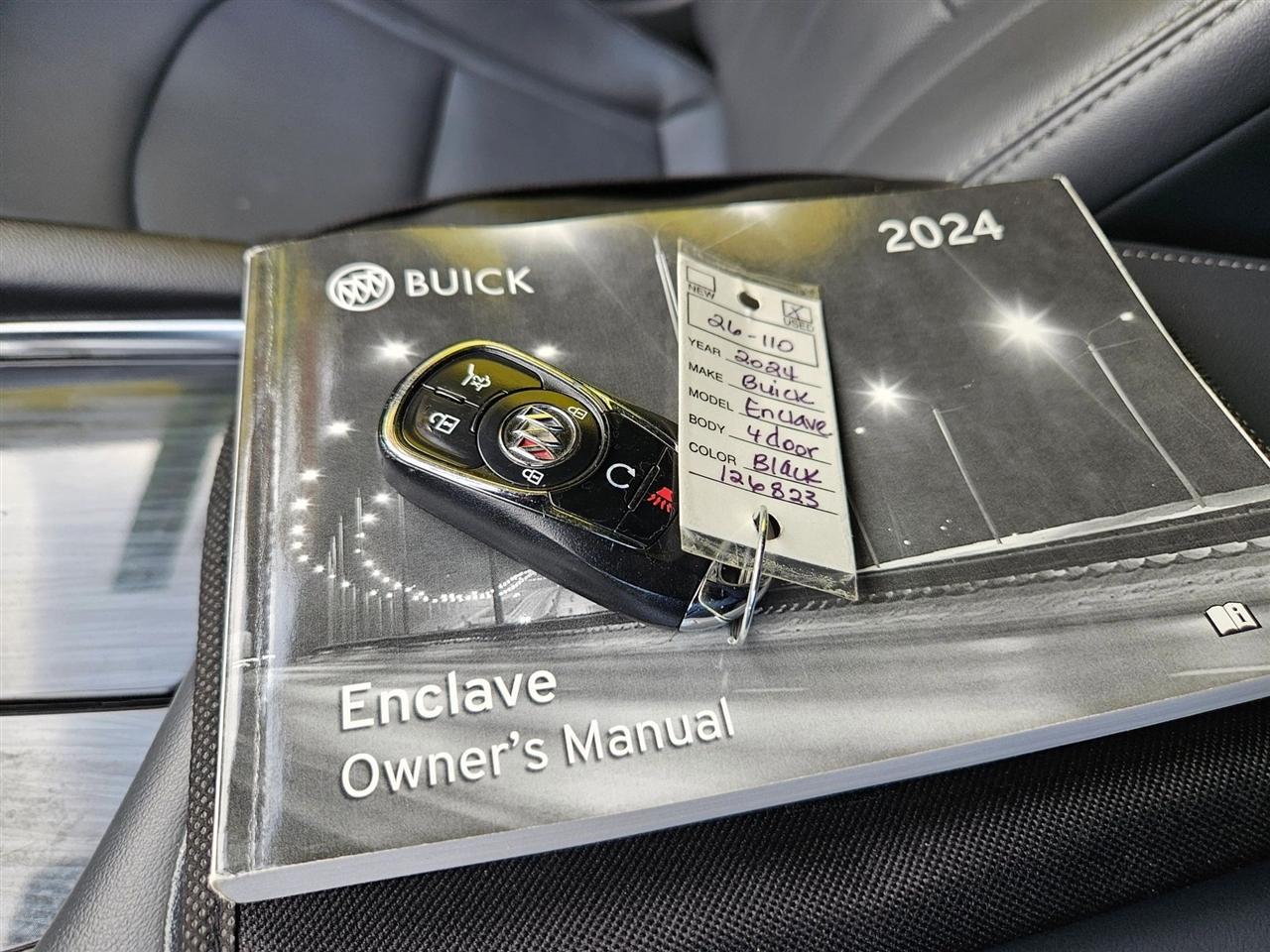 Buick Enclave FWD 4dr Premium 2024