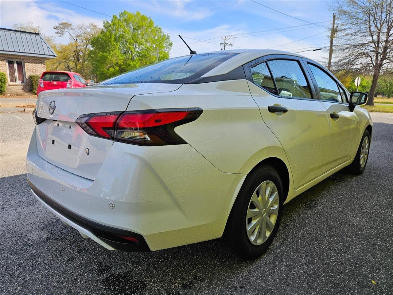 Nissan Versa S CVT 2023