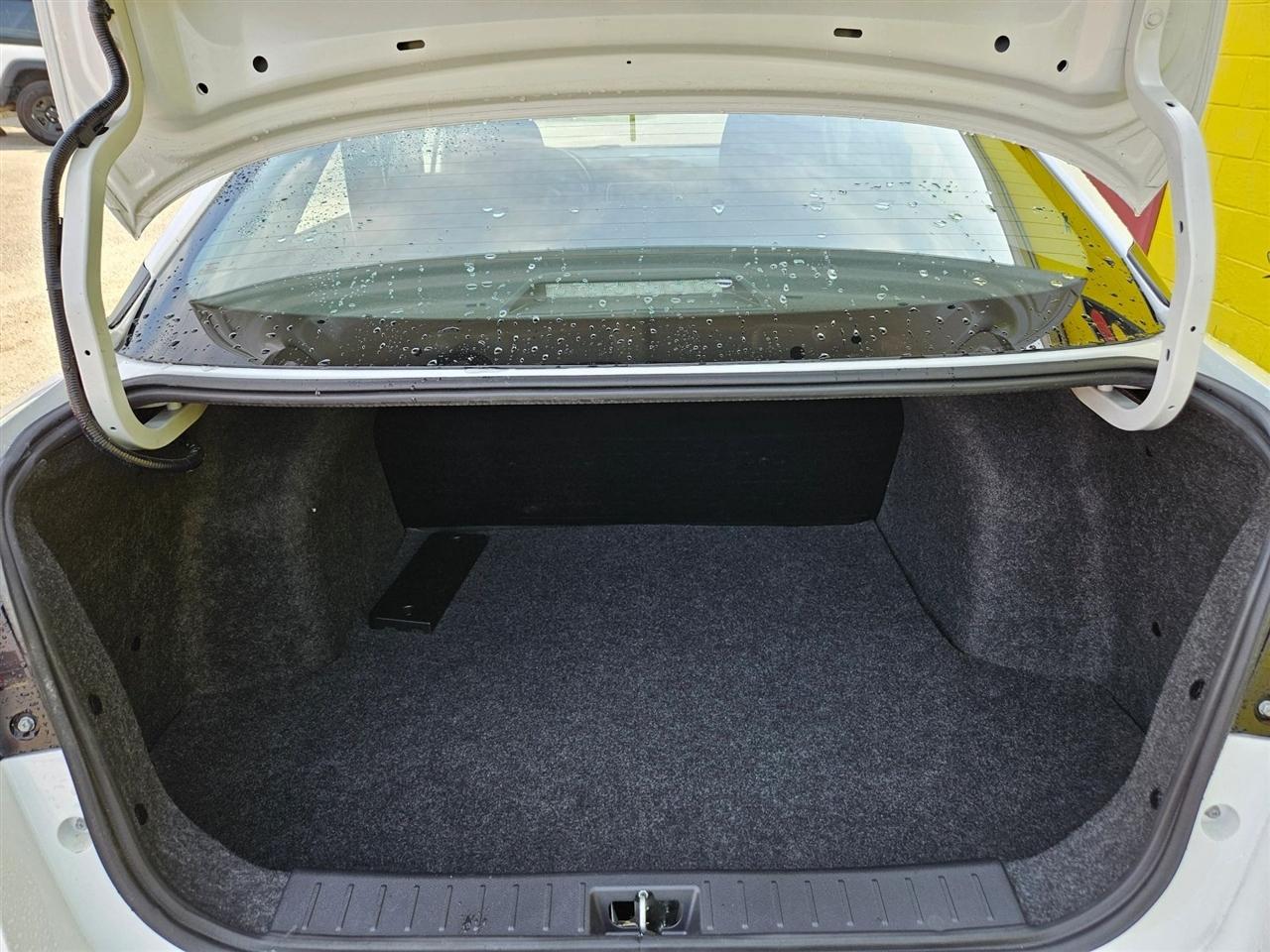 Nissan Versa S CVT 2023