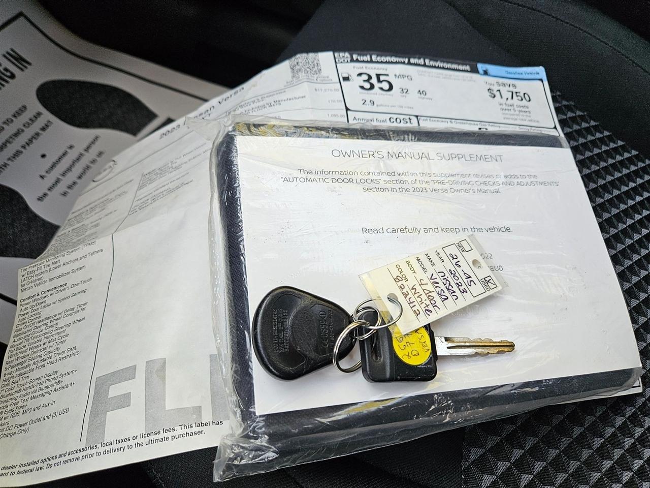 Nissan Versa S CVT 2023