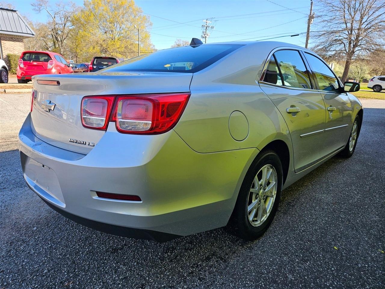 Chevrolet Malibu 4dr Sdn LS w/1FL 2014