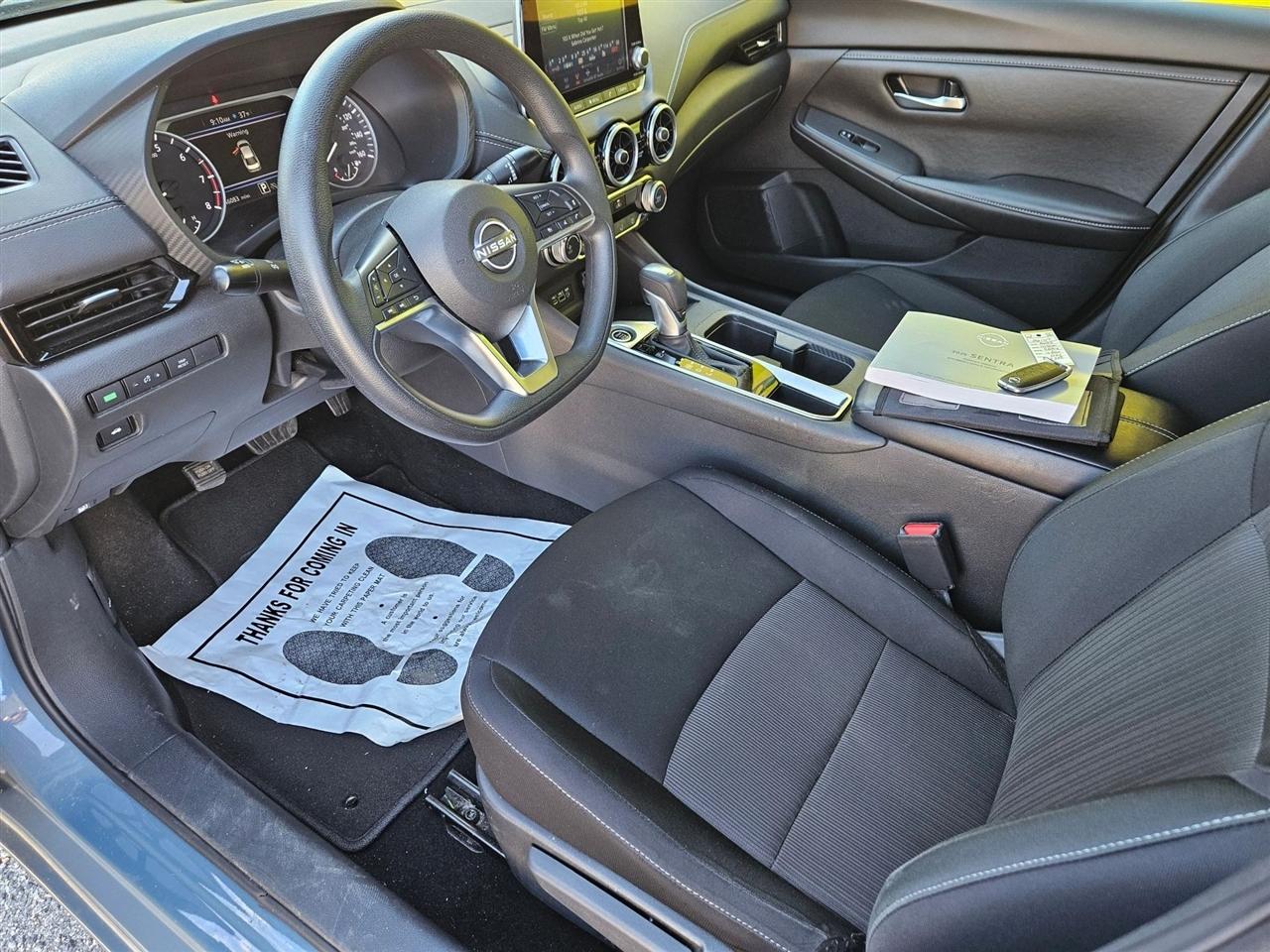 Nissan Sentra SV CVT 2025