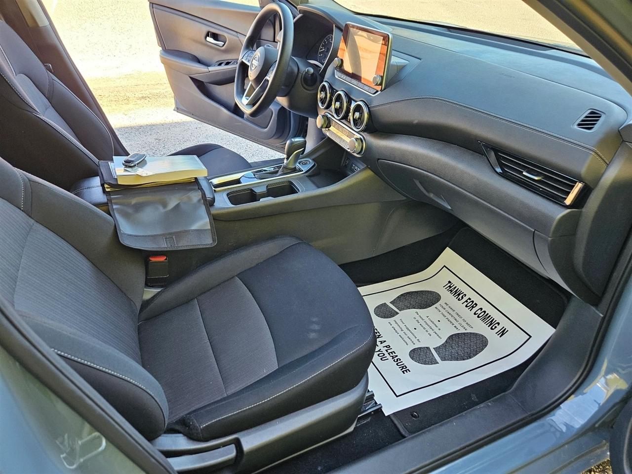 Nissan Sentra SV CVT 2025