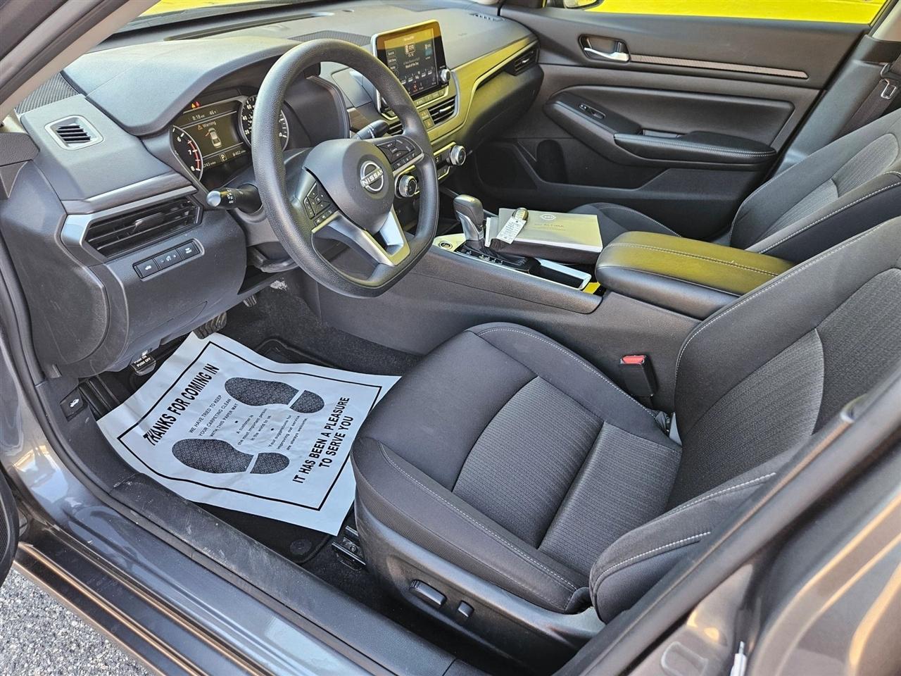 Nissan Altima 2.5 SV Sedan 2024