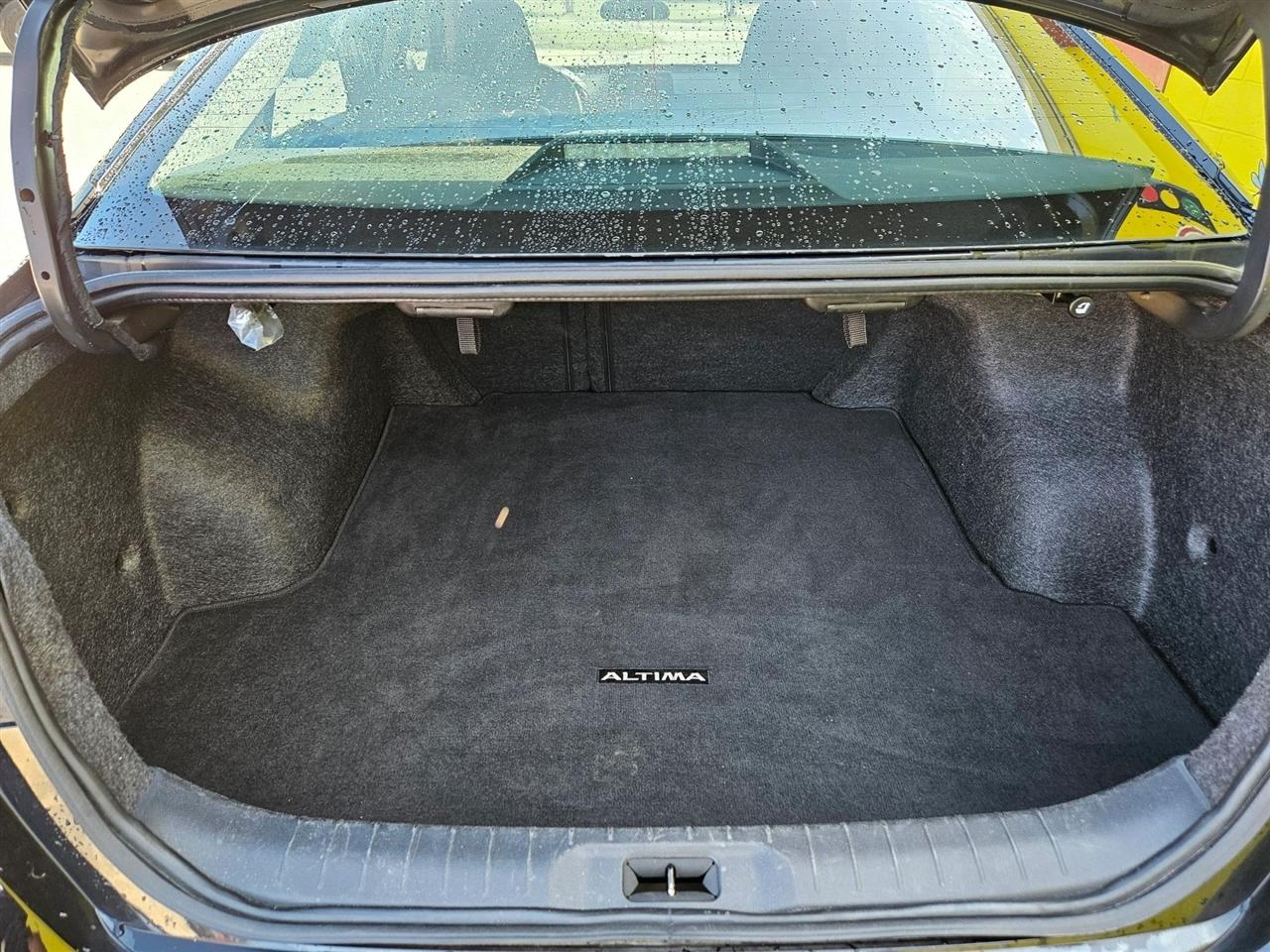 Nissan Altima 2.5 SV Sedan 2024