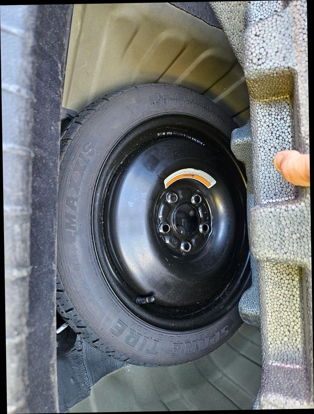 Nissan Altima 2.5 SV Sedan 2024