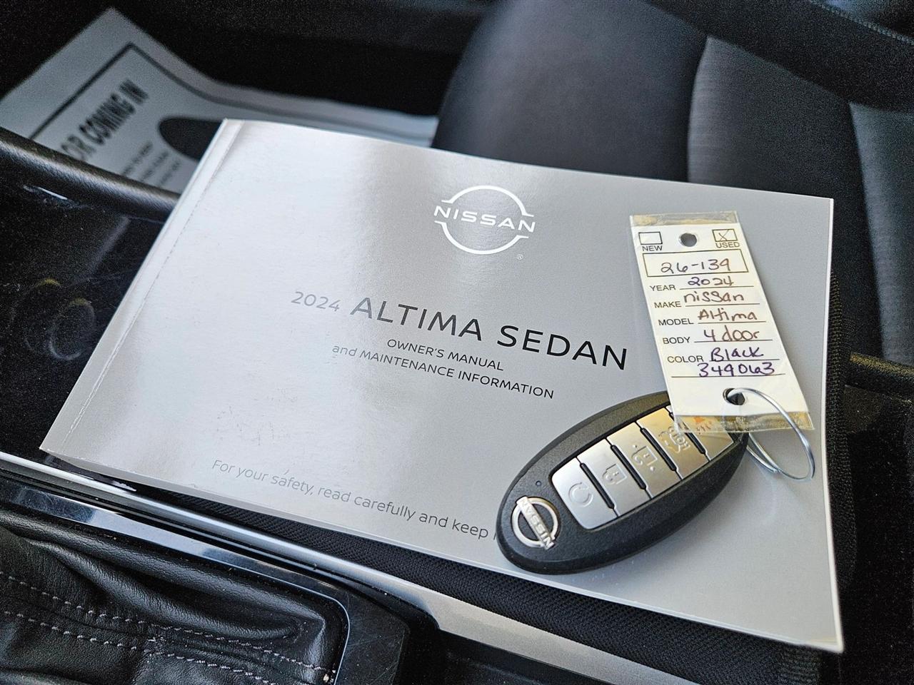 Nissan Altima 2.5 SV Sedan 2024