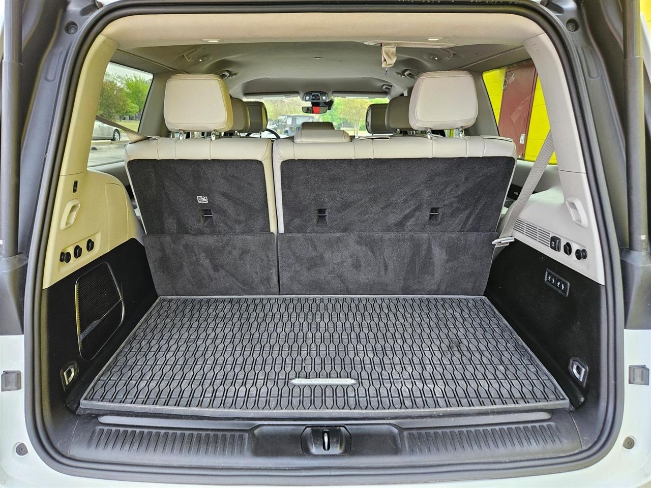 Jeep Wagoneer Series II 4x2 2024