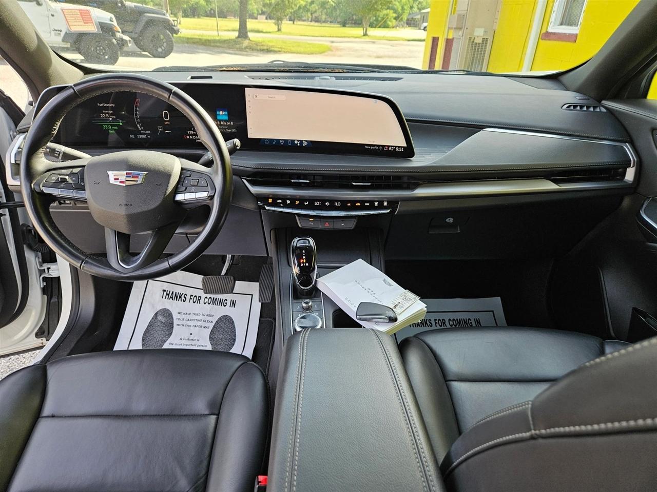 Cadillac XT4 AWD 4dr Premium Luxury 2024