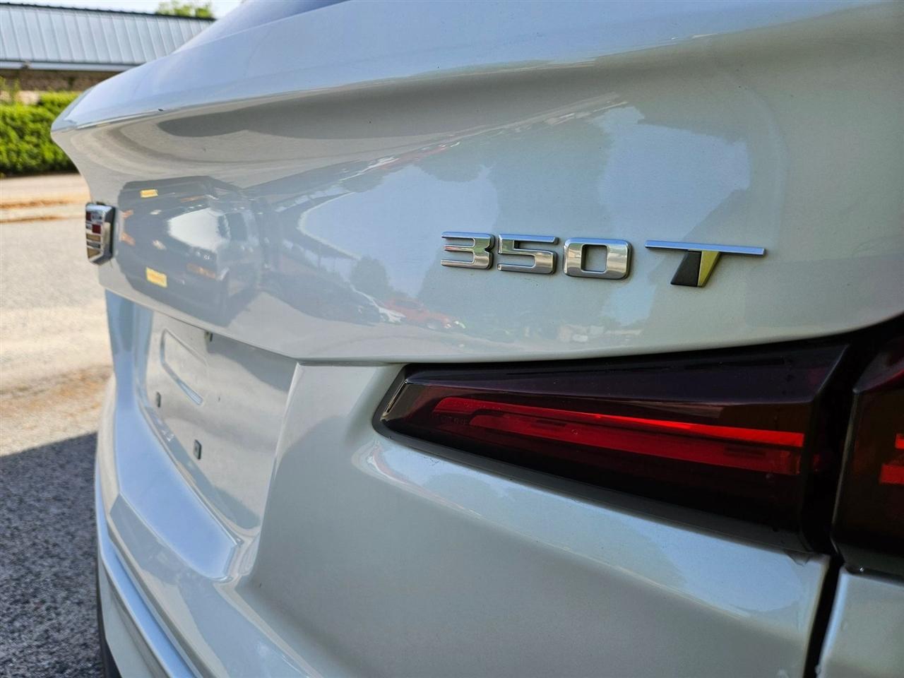 Cadillac XT4 AWD 4dr Premium Luxury 2024