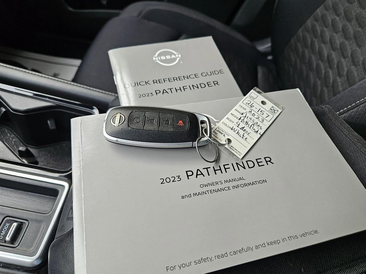 Nissan Pathfinder SV 2WD 2023