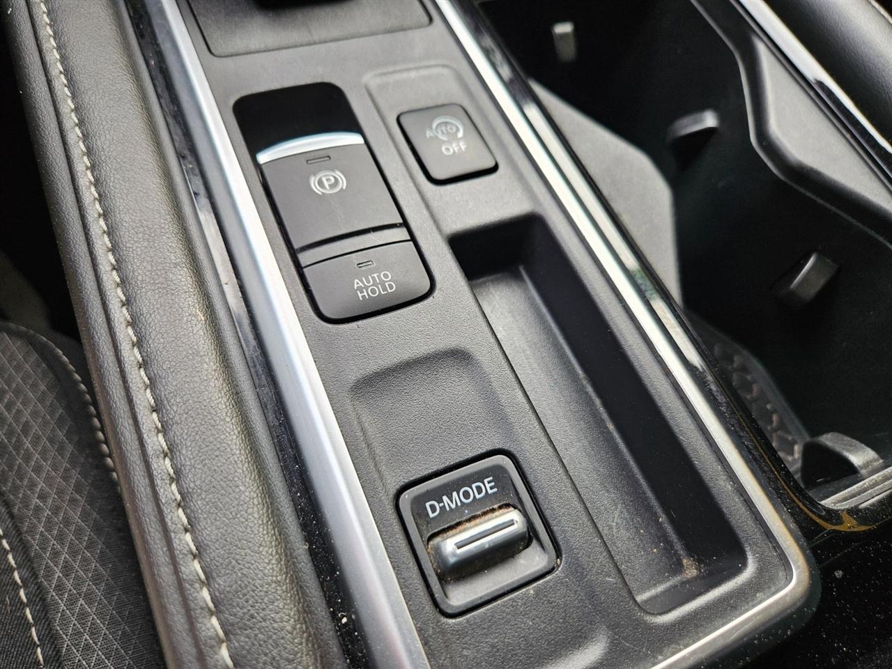 Nissan Pathfinder SV 2WD 2023