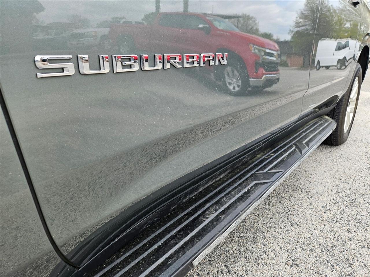 Chevrolet Suburban 2WD 4dr Premier 2023