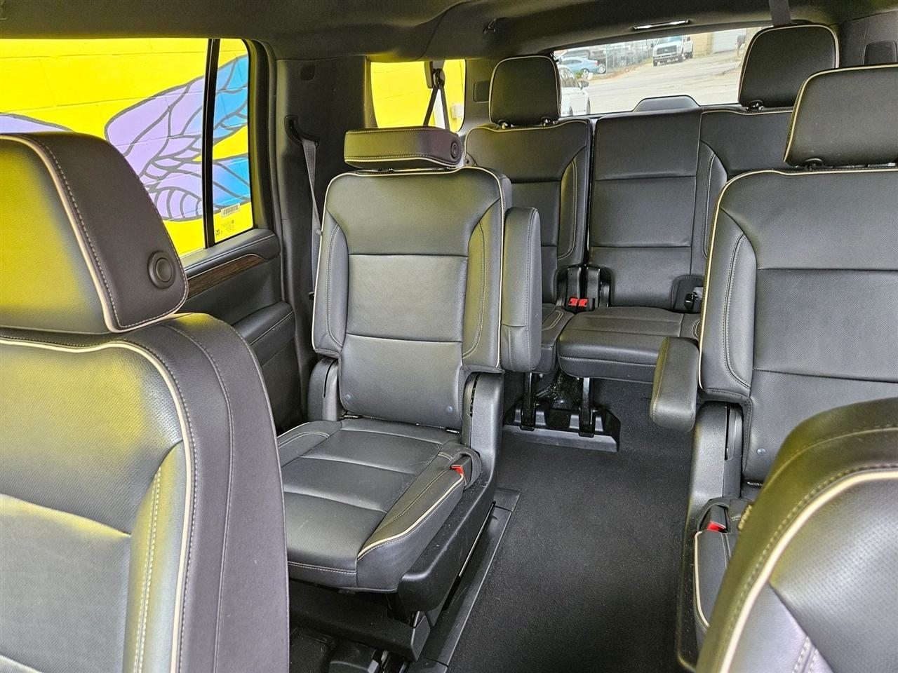Chevrolet Suburban 2WD 4dr Premier 2023