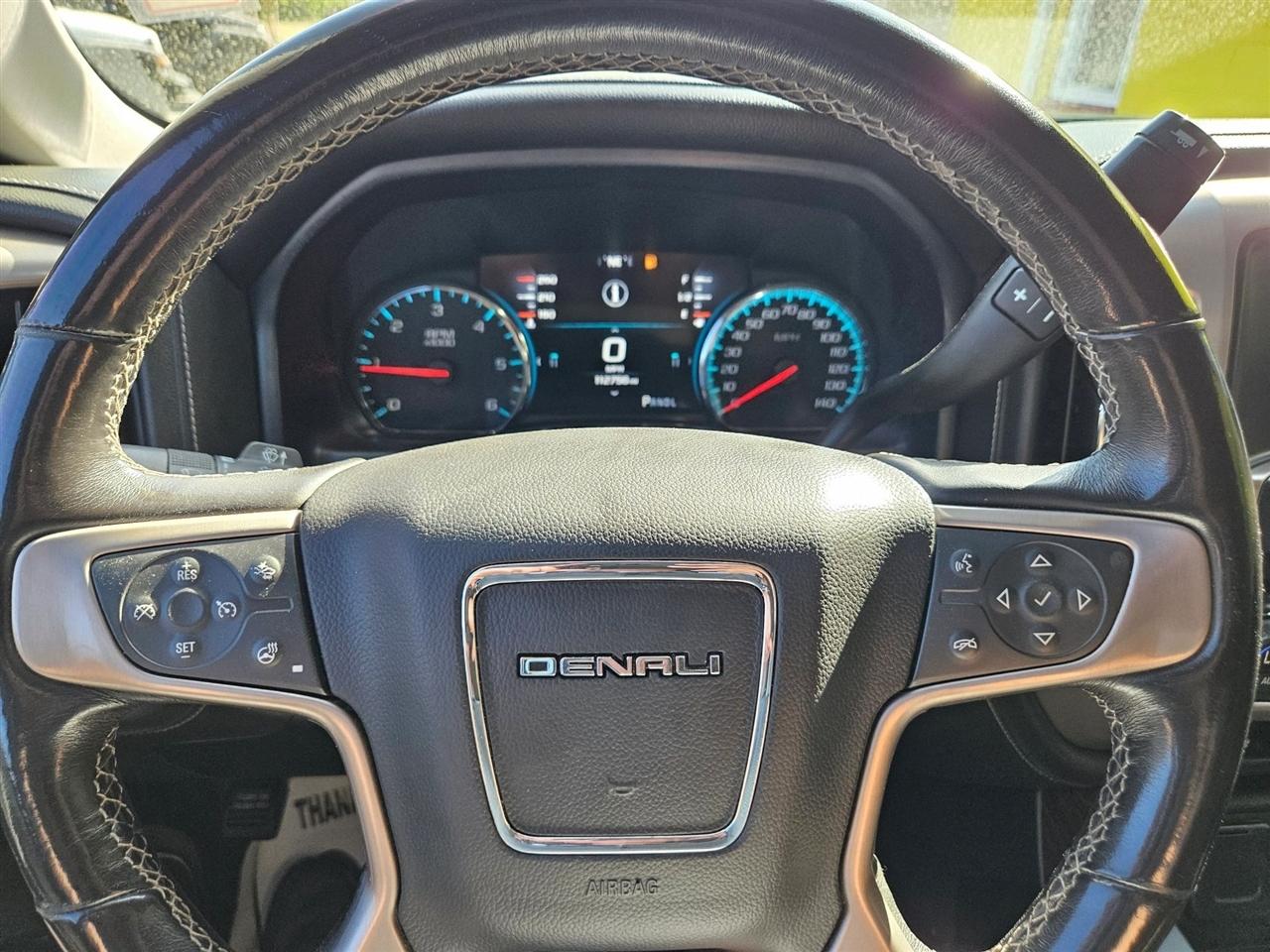 GMC Sierra 1500 4WD Crew Cab 143.5" Denali 2018