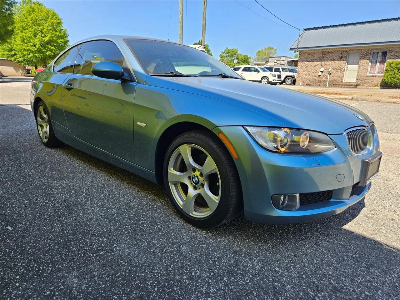 BMW 3 Series 2dr Cpe 328xi AWD 2008