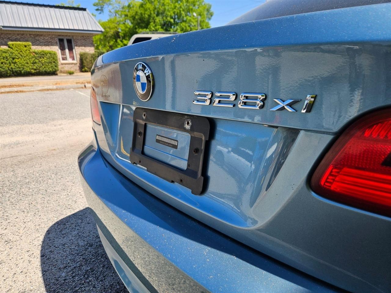 BMW 3 Series 2dr Cpe 328xi AWD 2008