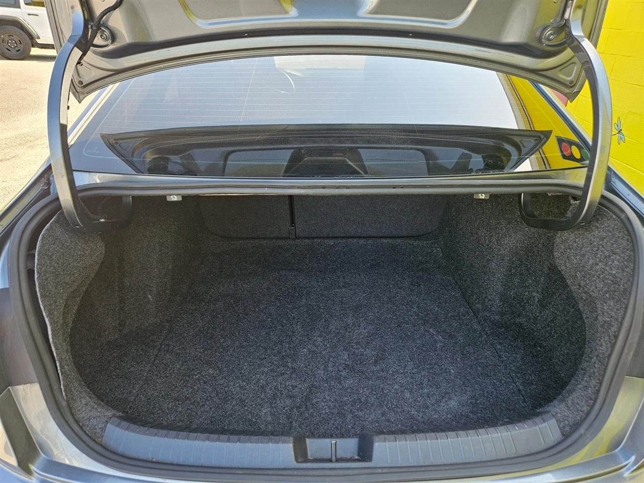 Volkswagen Jetta R-Line Auto w/SULEV 2020