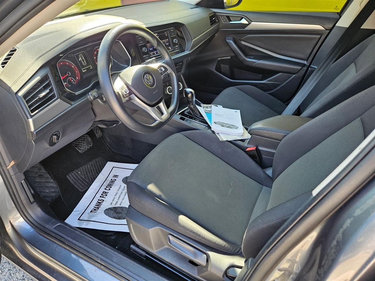 Volkswagen Jetta R-Line Auto w/SULEV 2020