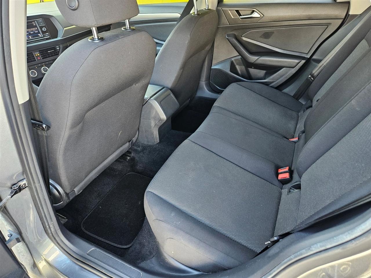 Volkswagen Jetta R-Line Auto w/SULEV 2020