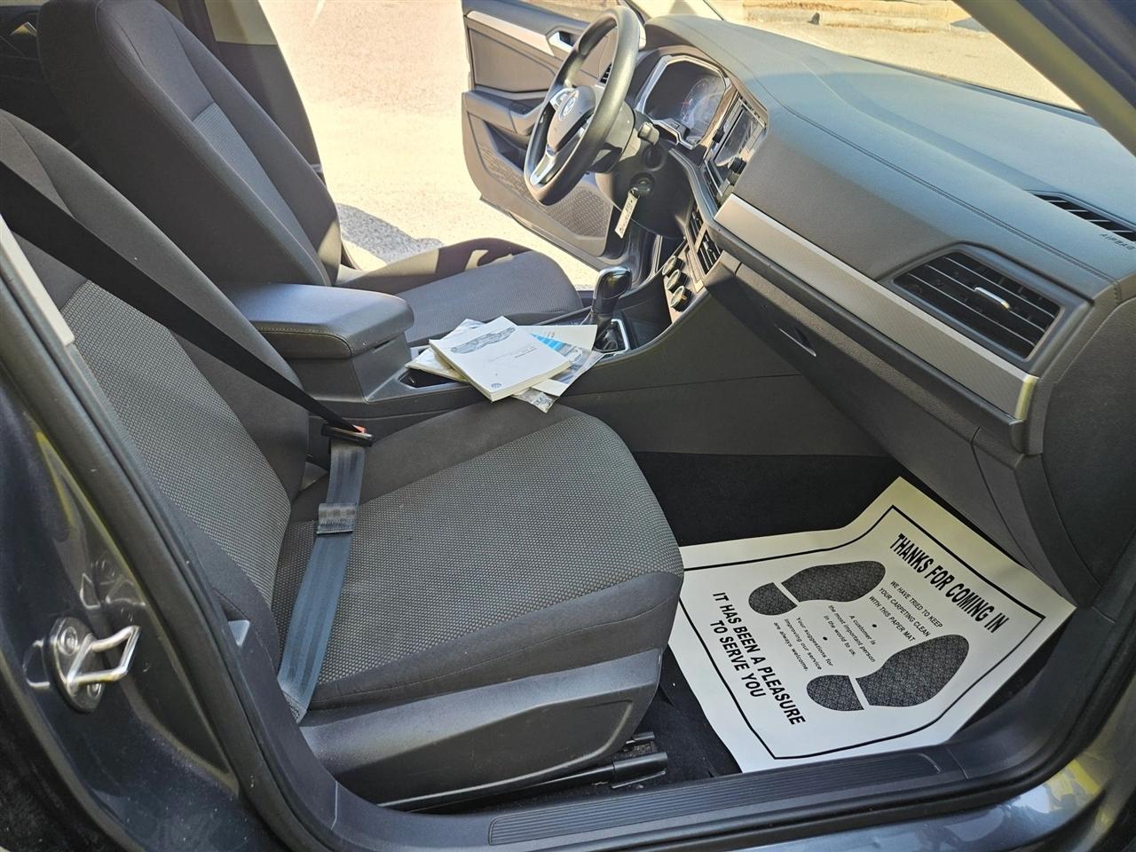 Volkswagen Jetta R-Line Auto w/SULEV 2020